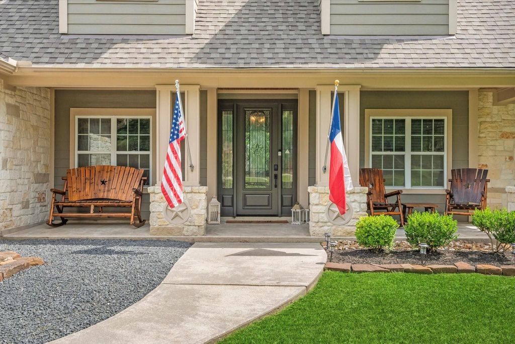 Photo of 368 Ridgelake Scenic Drive, Montgomery, TX 77316 (MLS # 96090740)