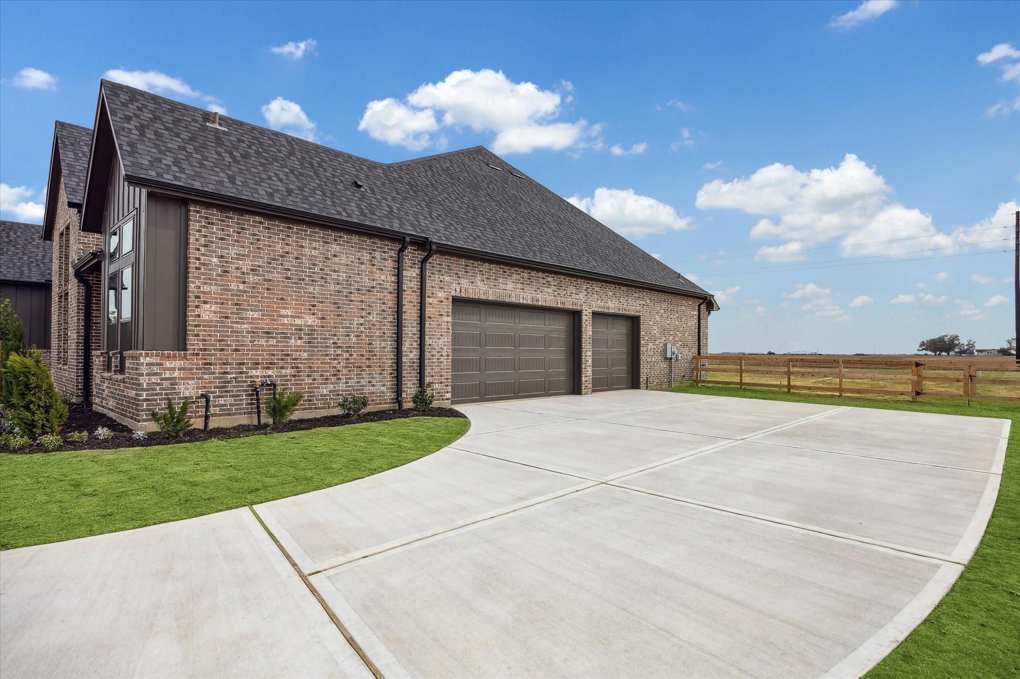 1031 Lake Breeze Drive