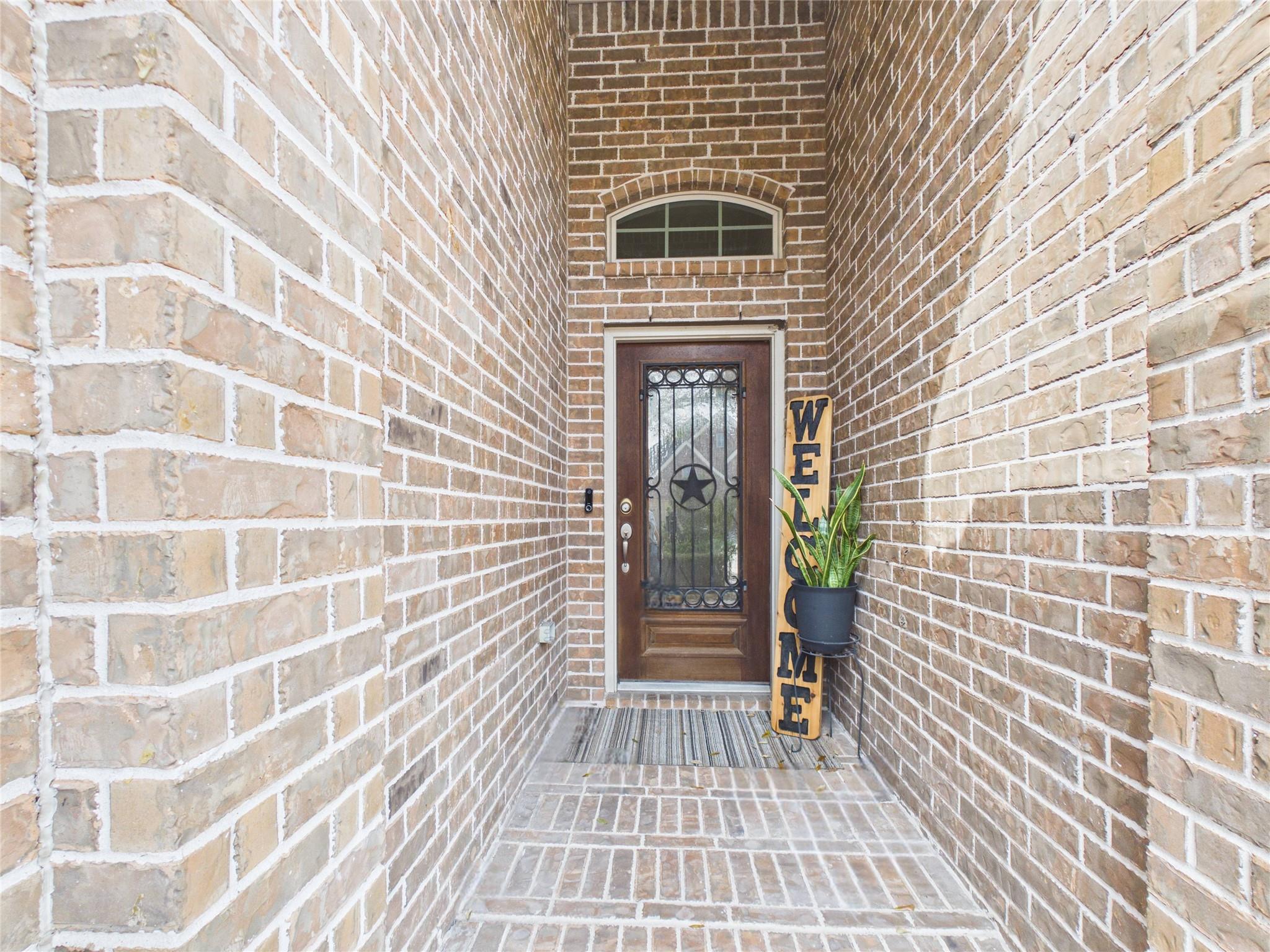 17622 Barrowfield Lane