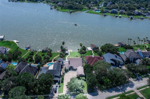 Photo of 1623 Lake Arbor Drive, El Lago, TX 77586 (MLS # 73124948)
