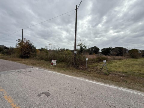 Vacant Land For Sale - 9015 Schiro Rd<br/> Galveston County, Hitchcock, TX 77563