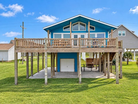 Homes For Sale - 925 S Honeysuckle Drive<br/> Galveston County, Crystal Beach, TX 77650