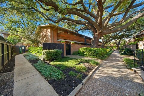 Photo of 3924 W Alabama Street #1, Houston, TX 77027 (MLS # 27418486)