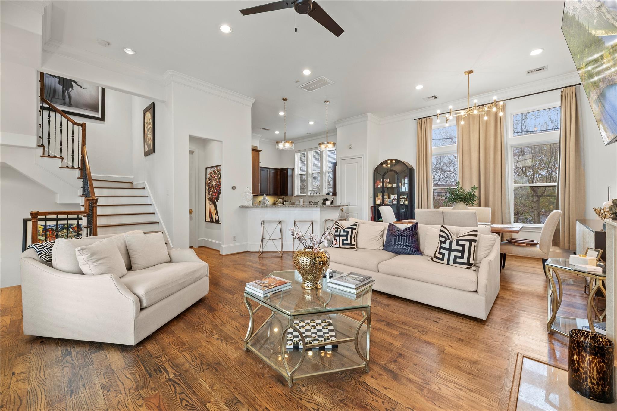 8928 Lakeshore Bend Drive