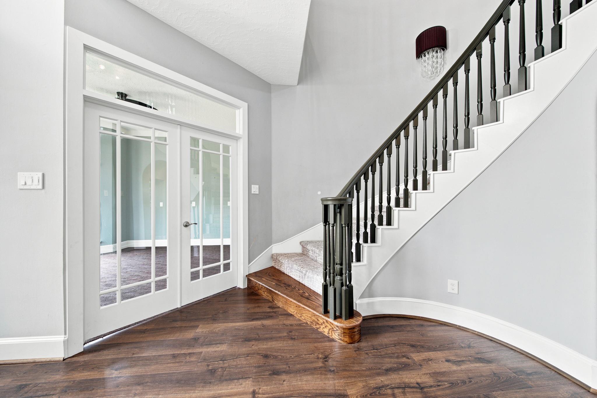 6515 Kodes Clay Court