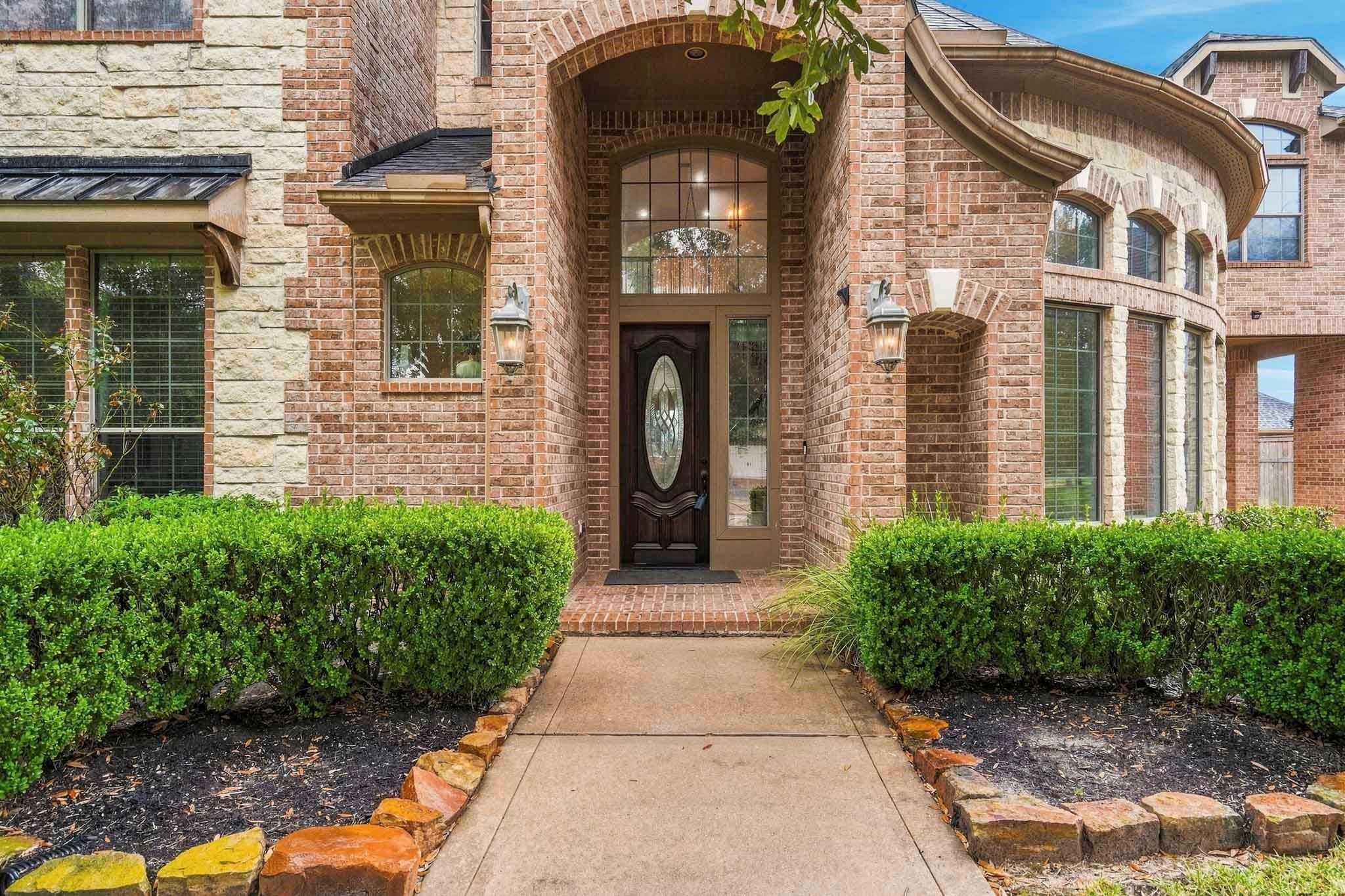28214 Churchill Court