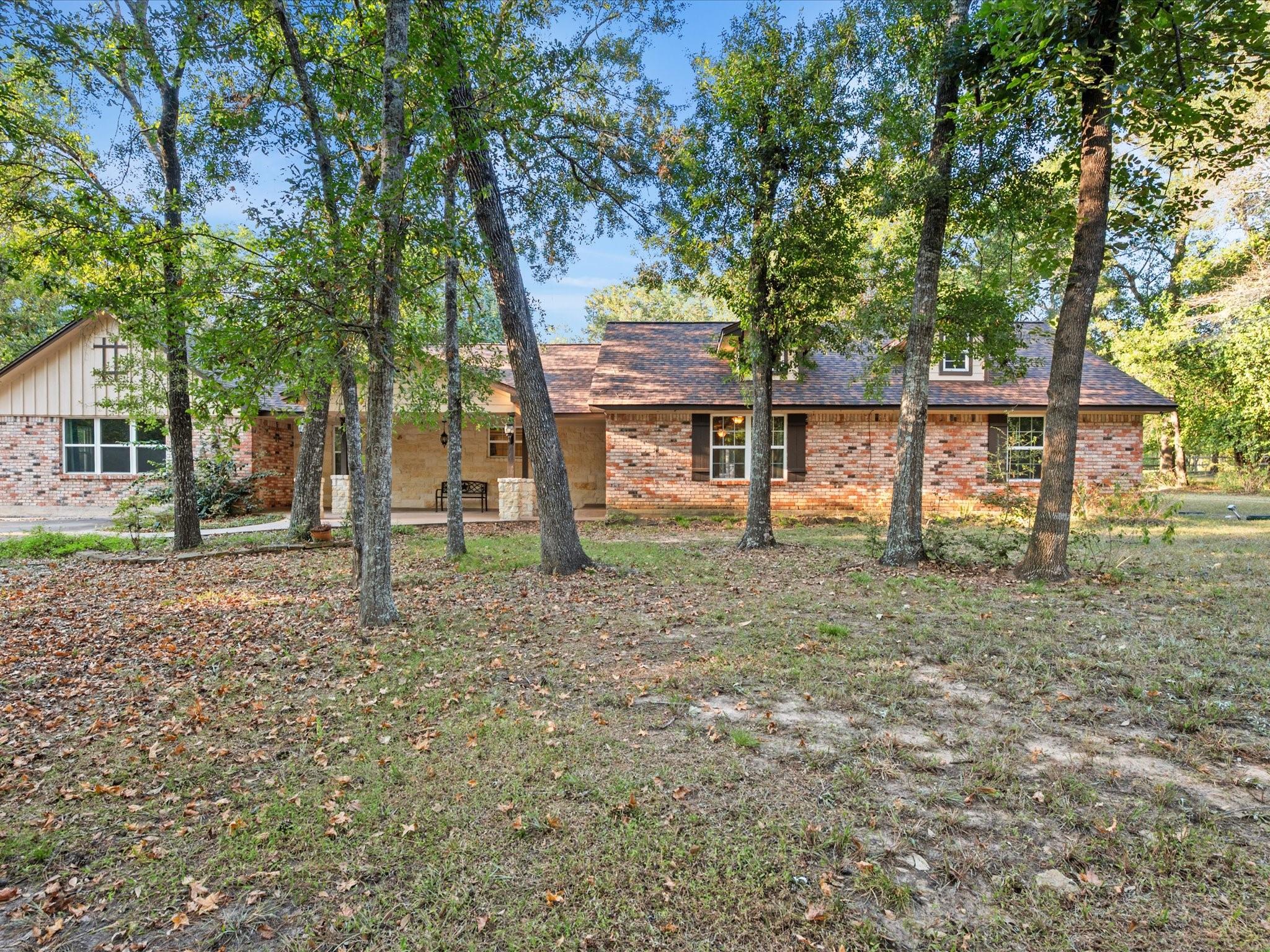 2004 Northshore Drive