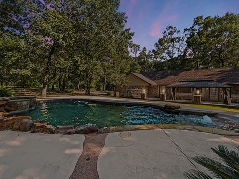 2004 Northshore Drive Conroe TX 77304