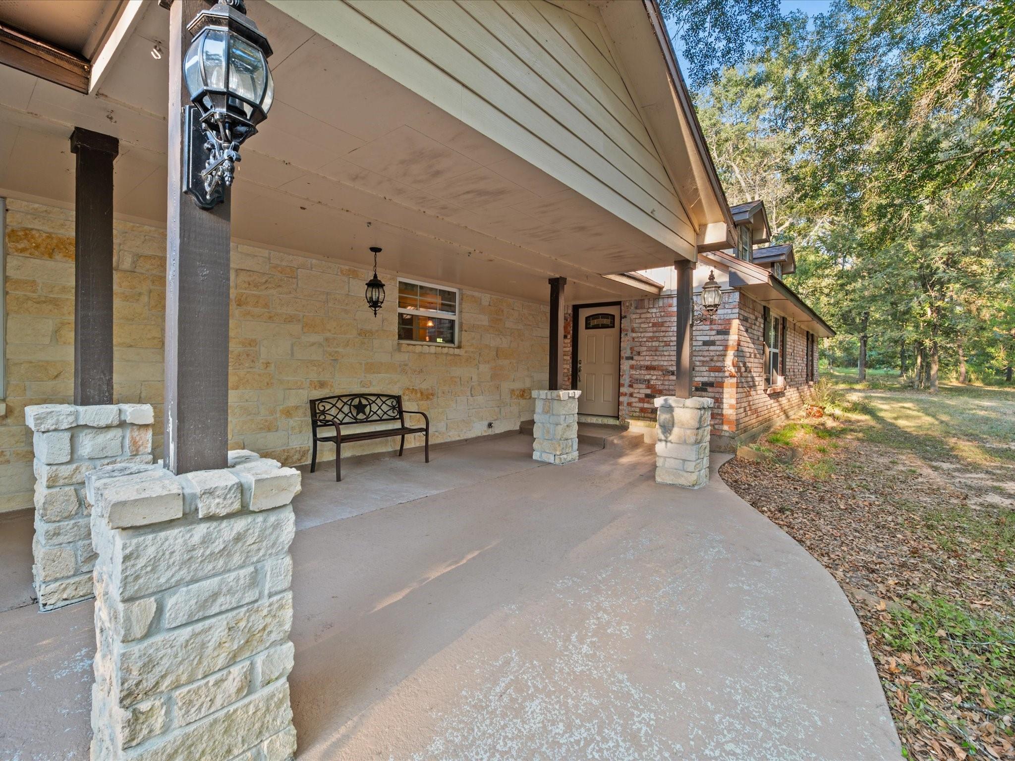 2004 Northshore Drive