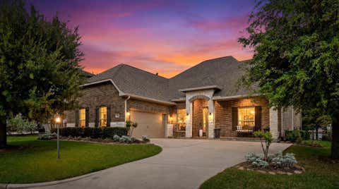 Photo of 32 Waterford Way, Montgomery, TX 77356 (MLS # 32619908)