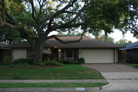Photo of 4037 Omeara Drive, Houston, TX 77025 (MLS # 41607081)