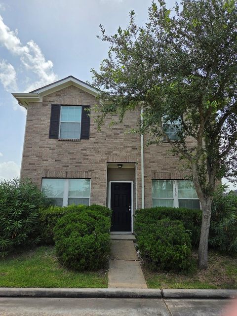 Photo of 11805 Princess Garden Way, Houston, TX 77047 (MLS # 47490286)