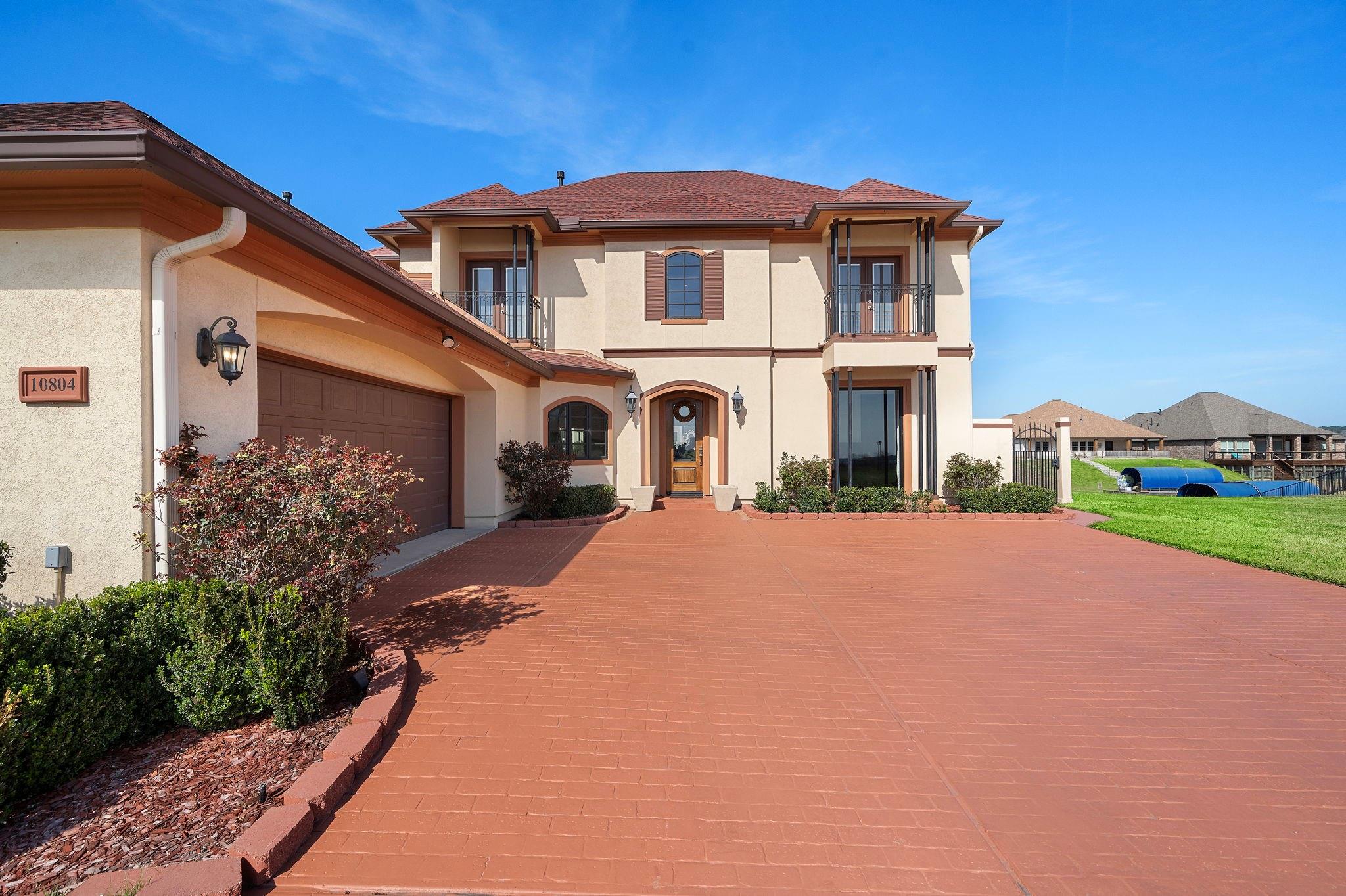 10804 Bourbon Street