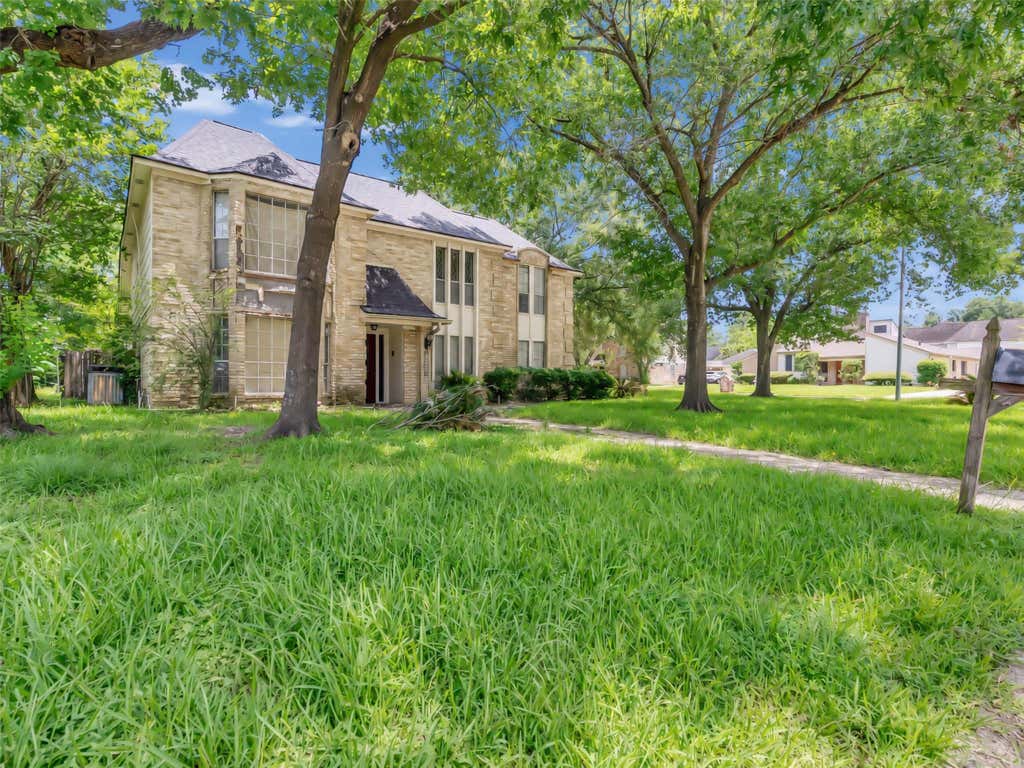 Photo of 15502 Dawnbrook Drive, Houston, TX 77068 (MLS # 52389335)