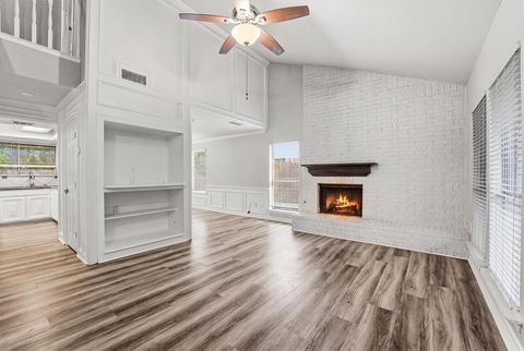Photo of 3206 River Valley Drive, Houston, TX 77339 (MLS # 18275308)