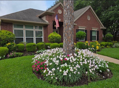 Photo of 13902 Mill Garden Court, Houston, TX 77059 (MLS # 38610573)