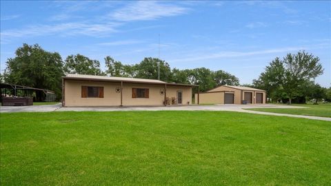 Photo of 1136 Vz County Road 2150, Wills Point, TX 75169 (MLS # 55773552)
