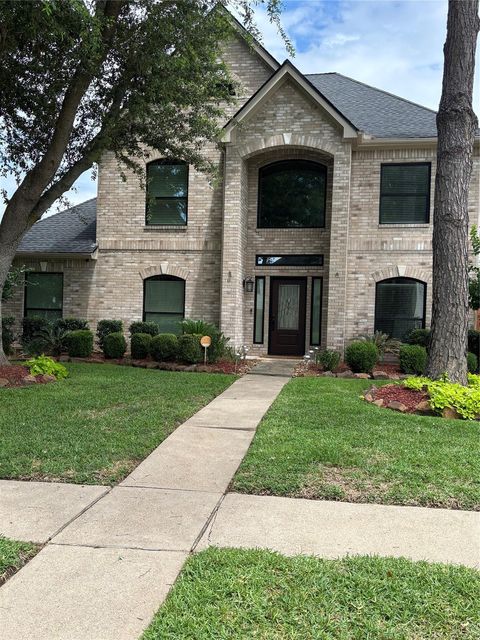 Photo of 9402 Hudson Bend Circle, Houston, TX 77095 (MLS # 66305322)