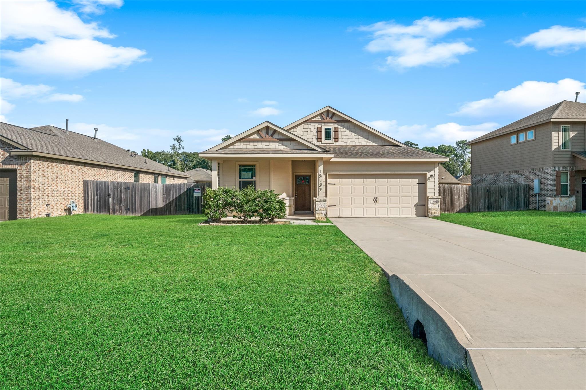 15137 Meadow Glen S