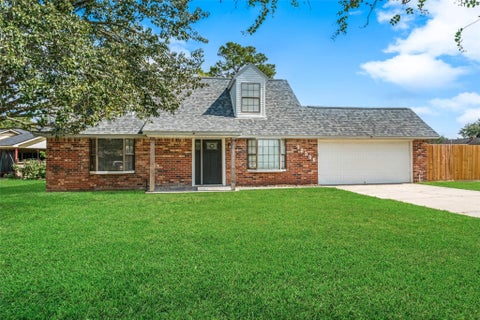 Photo of 12306 Old River Drive, Baytown, TX 77523 (MLS # 86256154)
