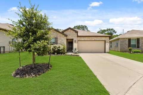 2340 N Amber Ruse Court Conroe TX 77304