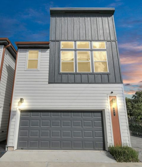 Photo of 829 N Emile Street, Houston, TX 77020 (MLS # 95843231)