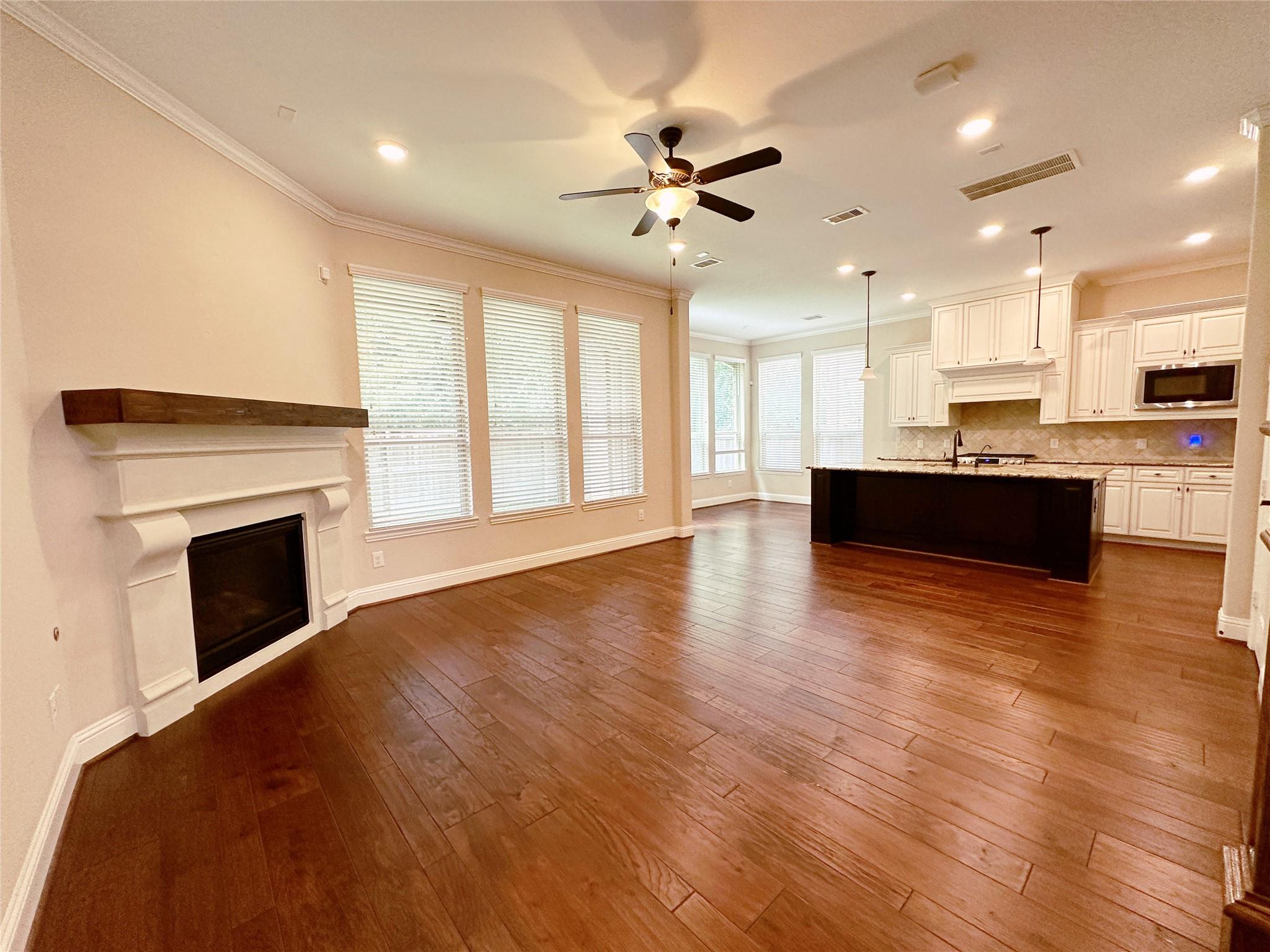 11 Silver Rock Drive