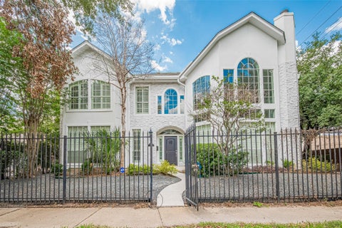 Photo of 5302 Fayette Street, Houston, TX 77056 (MLS # 88981779)