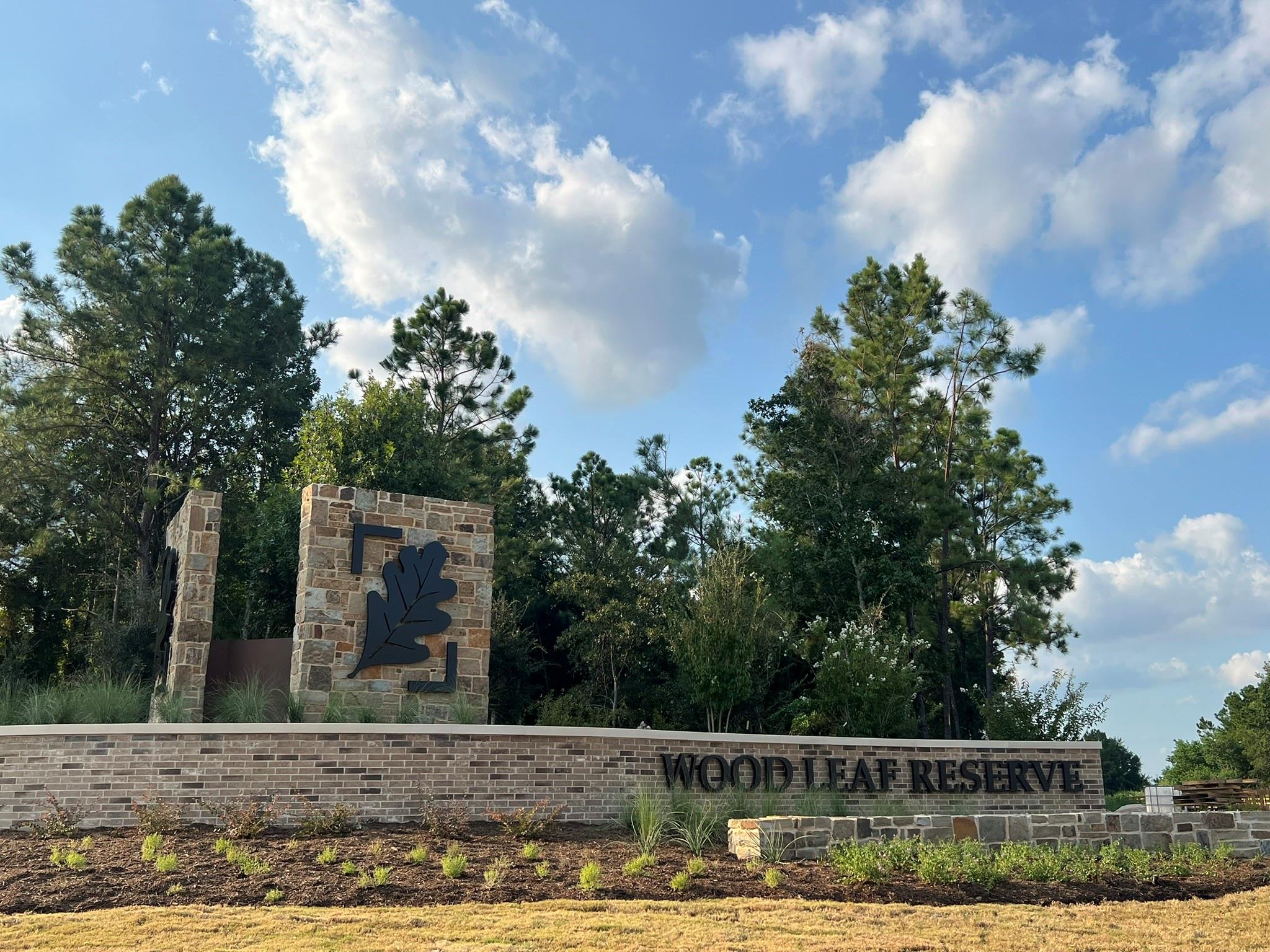 13319 Valley Orchard