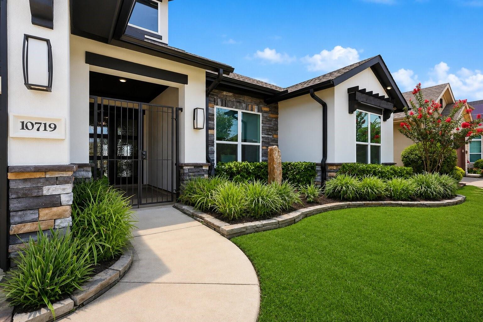 10719 Painted Crescent Court