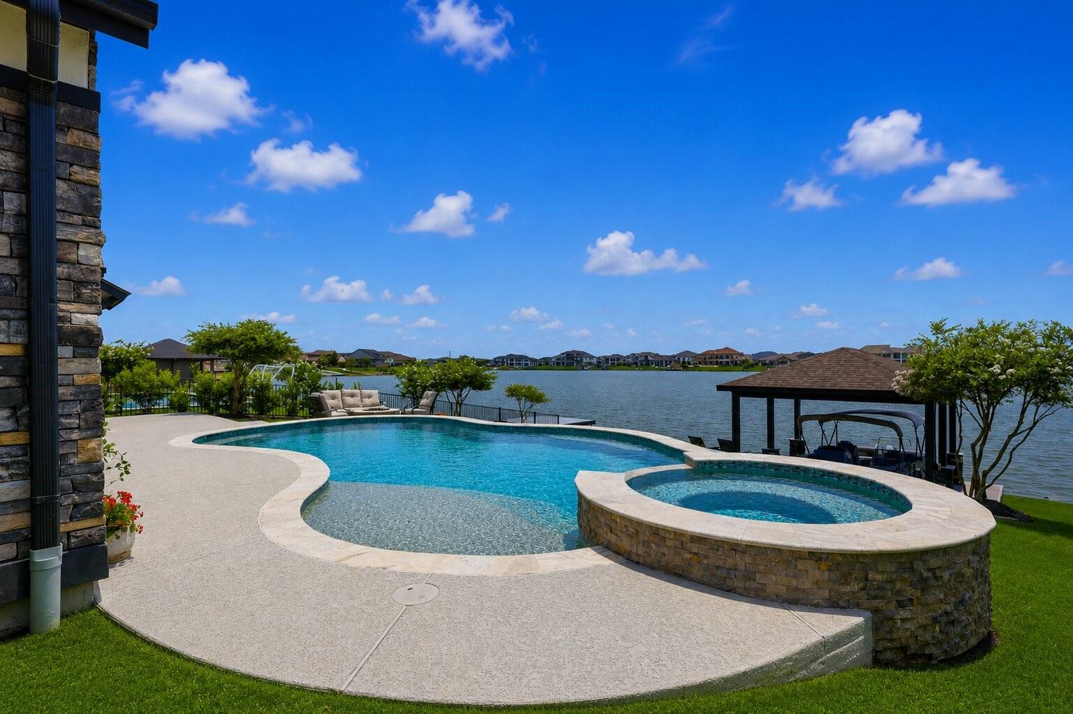 10719 Painted Crescent Court