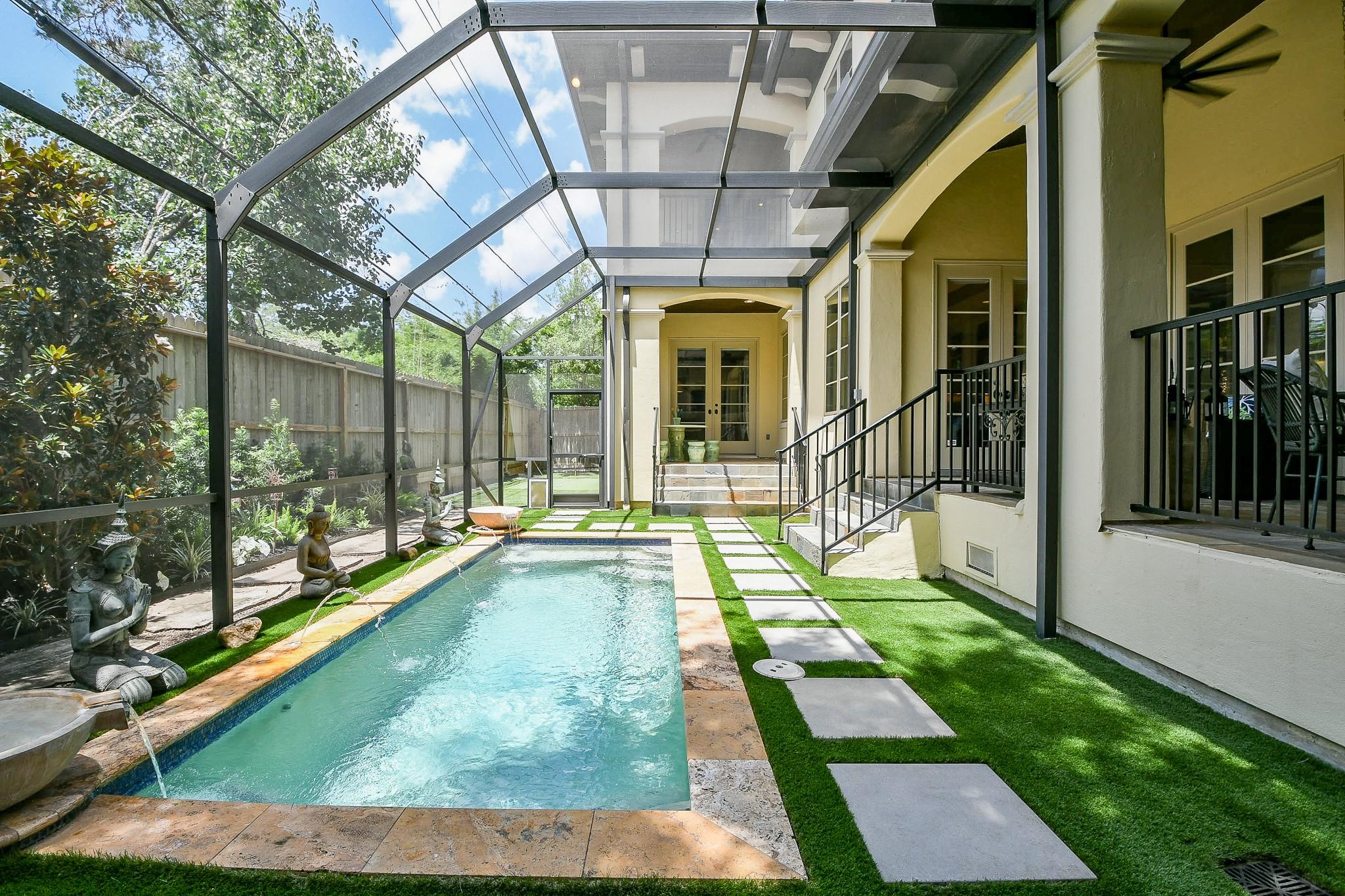 5303 Pocahontas Street