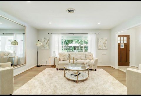 Photo of 5403 Carew Street, Houston, TX 77096 (MLS # 10320972)