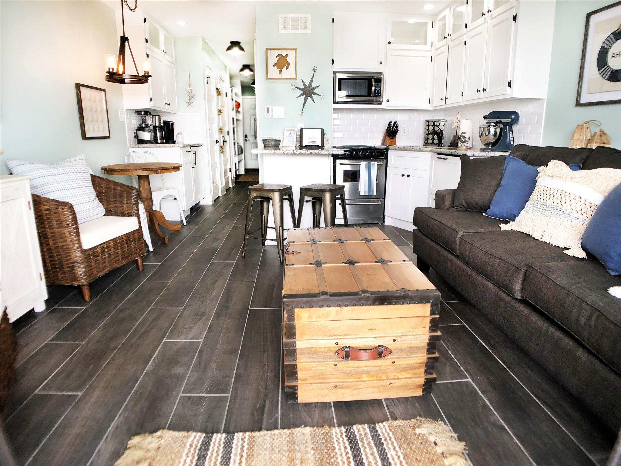6102 Seawall Boulevard 150