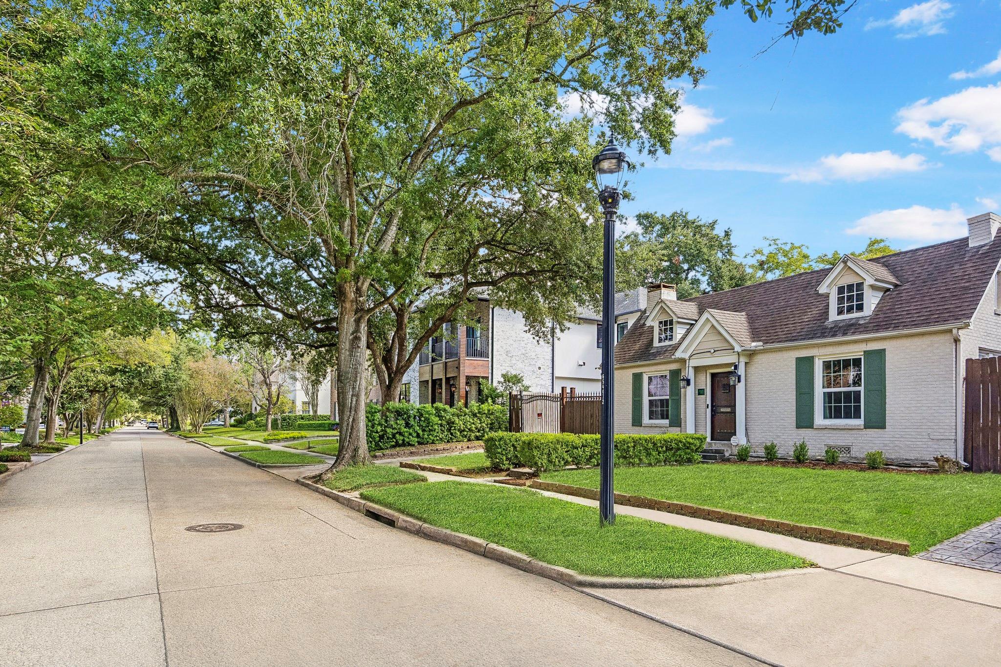 3117 Albans Road