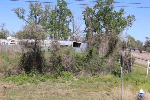 Photo of 6817 Roanoke Street, Houston, TX 77028 (MLS # 92343551)
