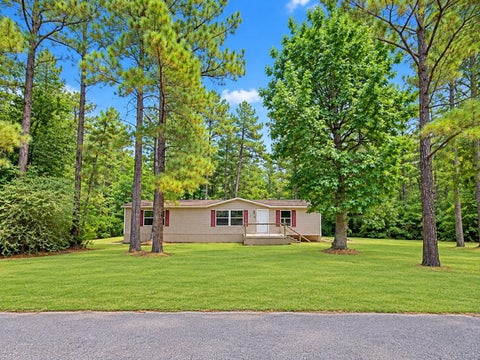 Photo of 235 Red Oak, Onalaska, TX 77360 (MLS # 92865252)