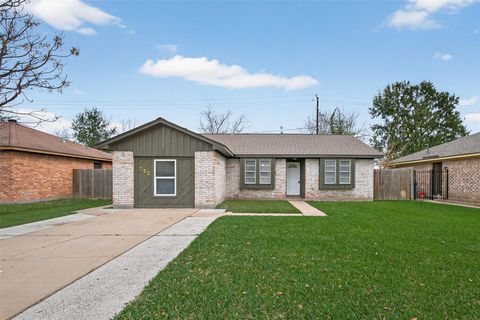 Photo of 742 Branding Iron Lane, Houston, TX 77060 (MLS # 98408788)