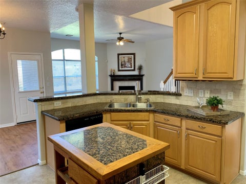 Photo of 11218 Timbertree Lane, Houston, TX 77070 (MLS # 20701173)