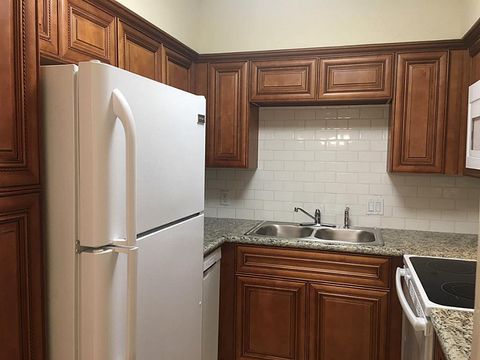 Photo of 2601 Bellefontaine Street #C312, Houston, TX 77025 (MLS # 91543748)