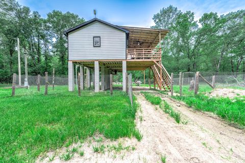 Photo of 51 N Winter Creek, Cleveland, TX 77328 (MLS # 34473107)
