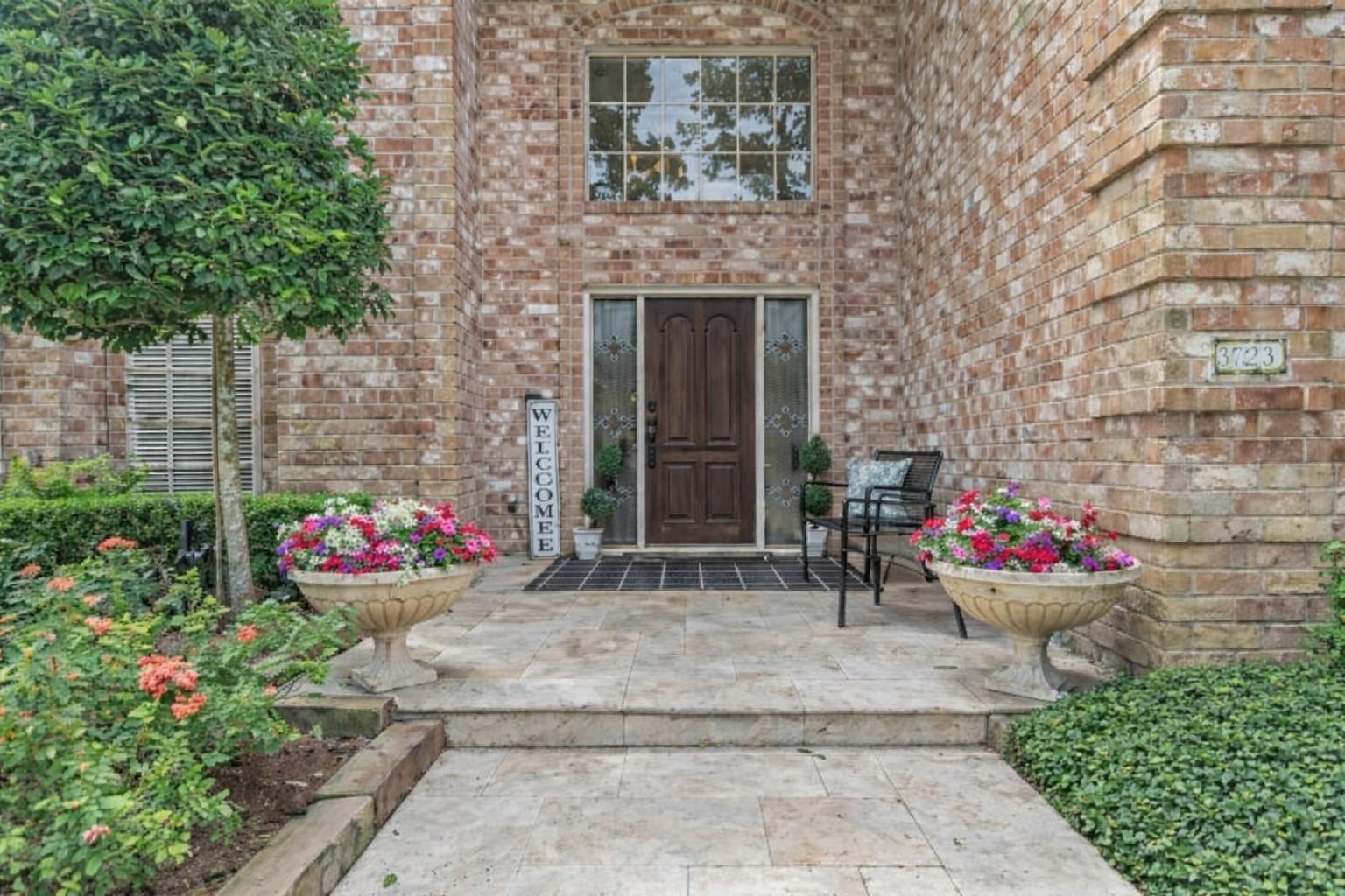 8723 Kennet Valley Road