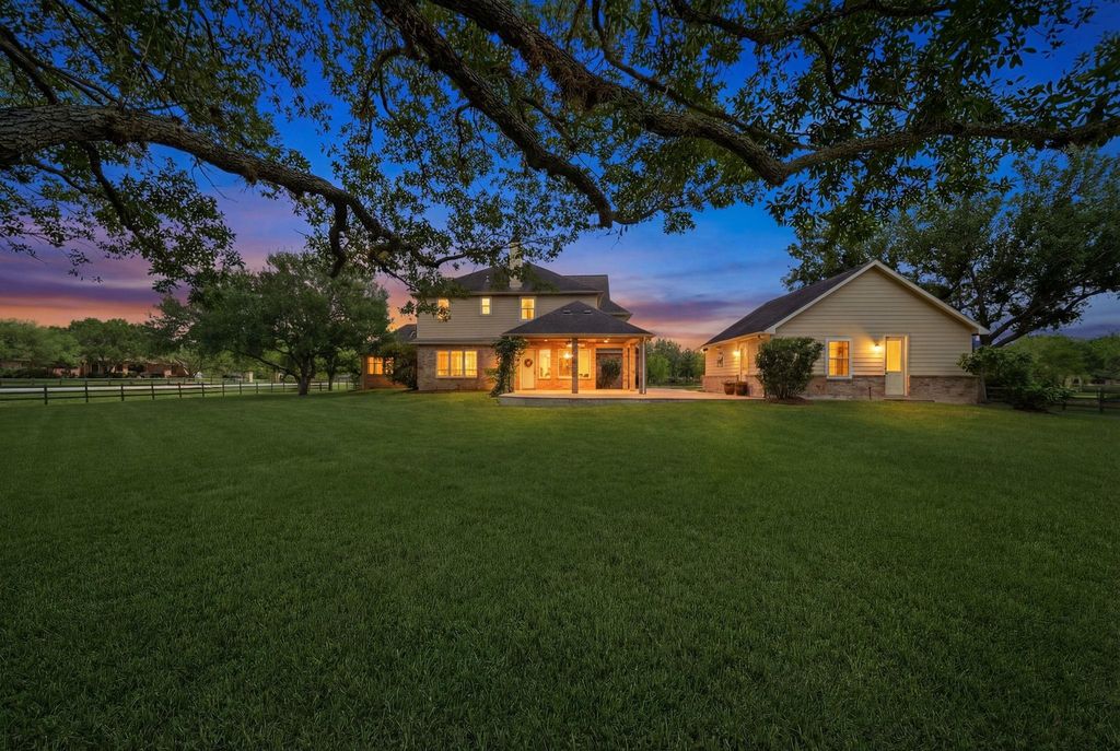 Photo of 4535 Box Turtle Lane, Fulshear, TX 77441 (MLS # 46830781)