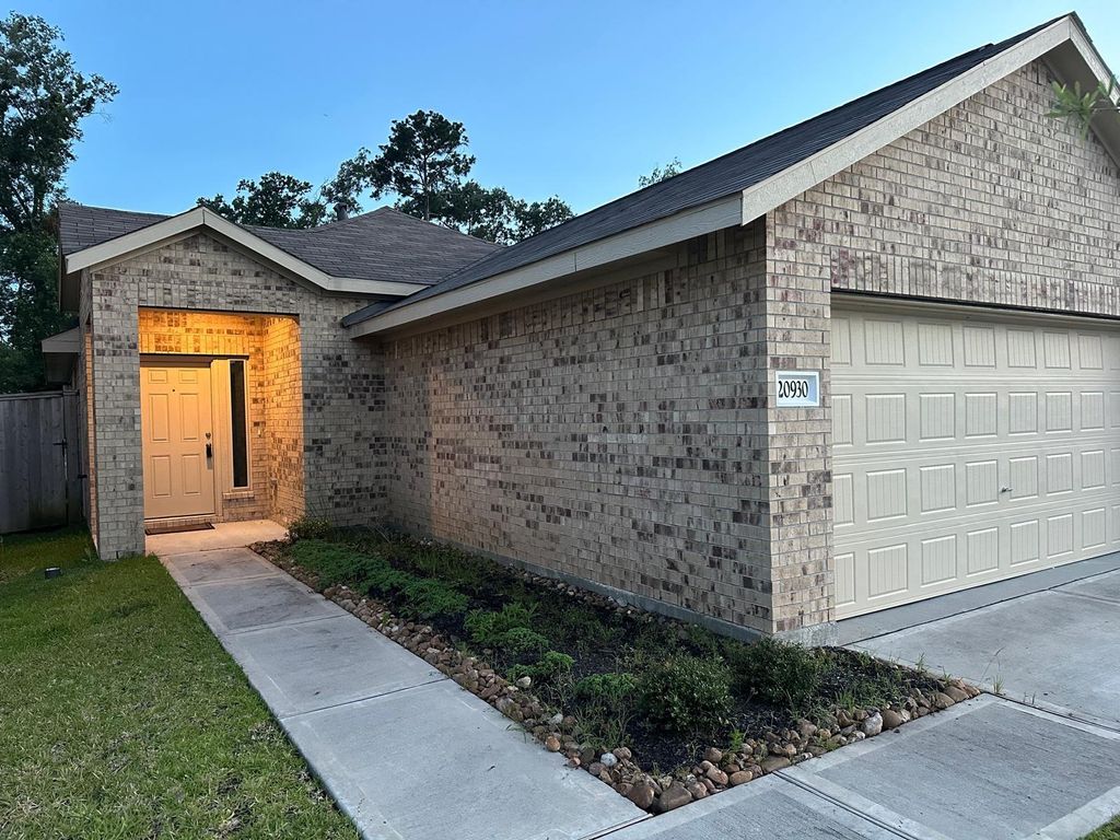 Photo of 20930 Zuccala Drive, New Caney, TX 77357 (MLS # 18910124)