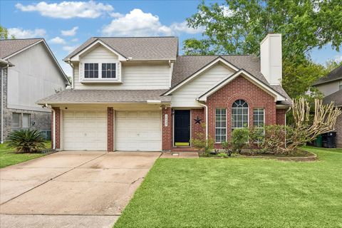 Photo of 14527 Sun Harbor Drive, Houston, TX 77062 (MLS # 2861098)