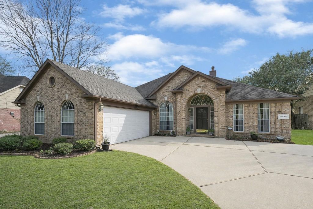 Photo of 1406 Lofty Mills Drive, Houston, TX 77339 (MLS # 25310990)