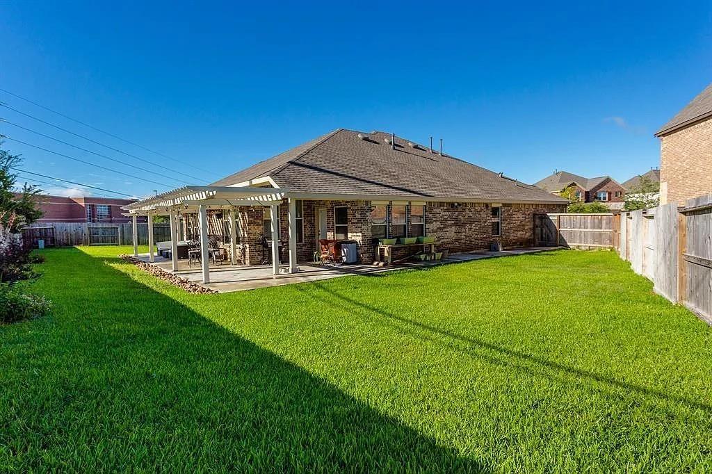 11075 Walts Run Lane