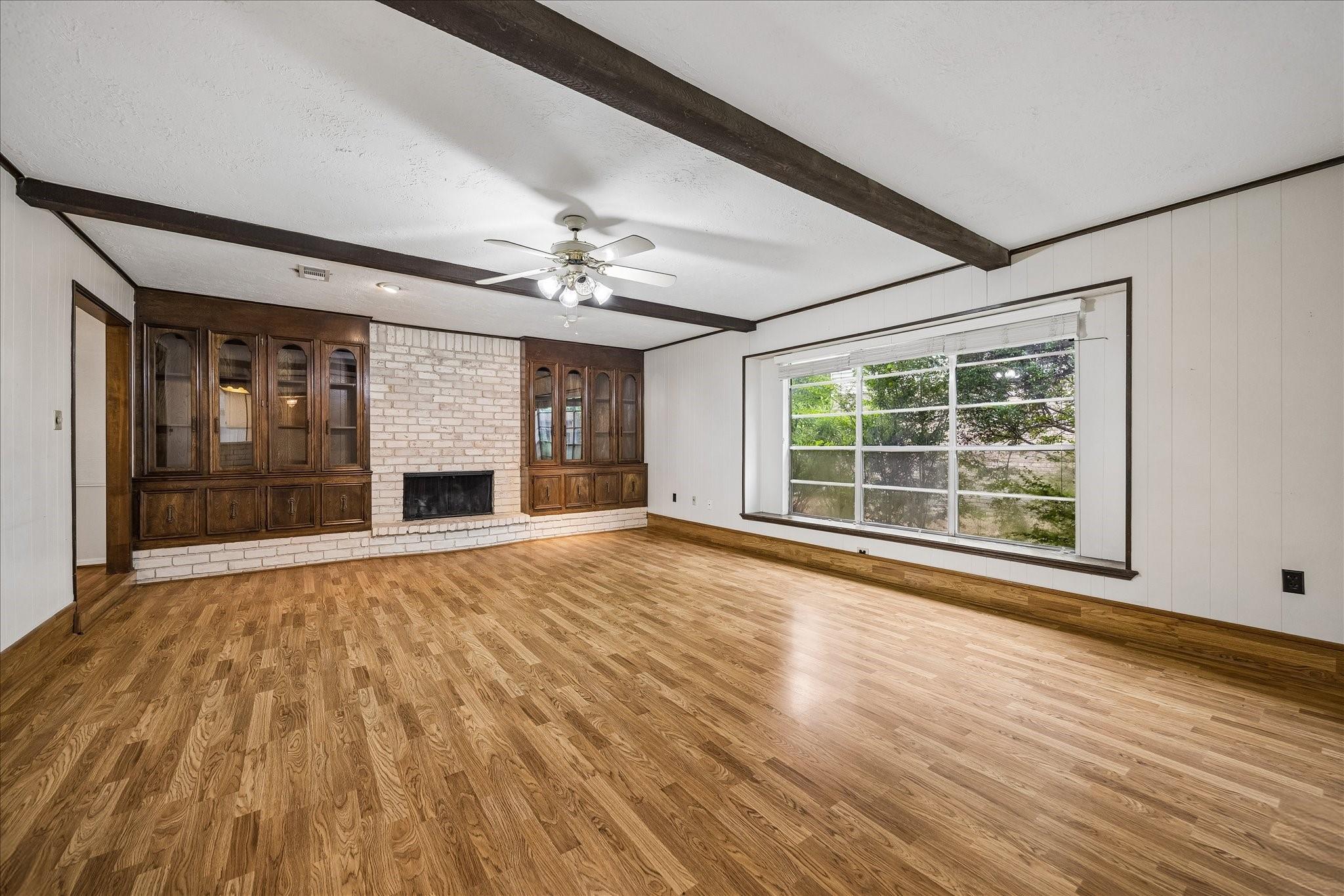 17803 Loring Lane
