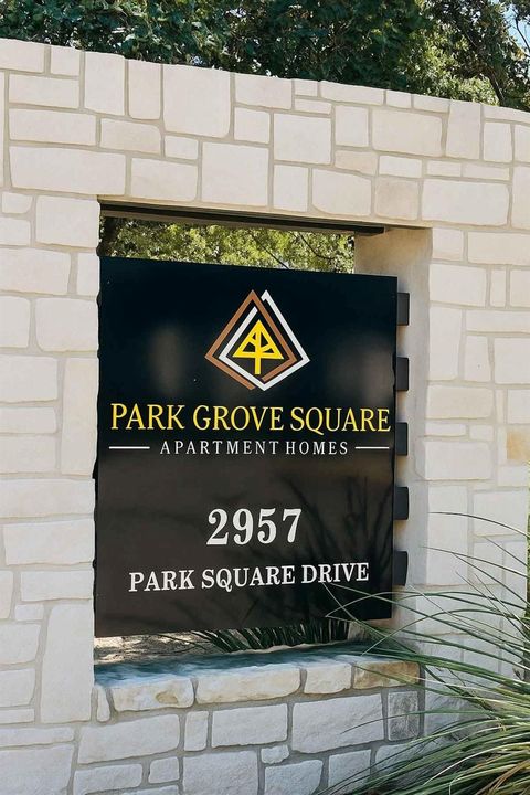 Photo of 2957 Park Square Drive #59-201, Irving, TX 75060 (MLS # 18887077)