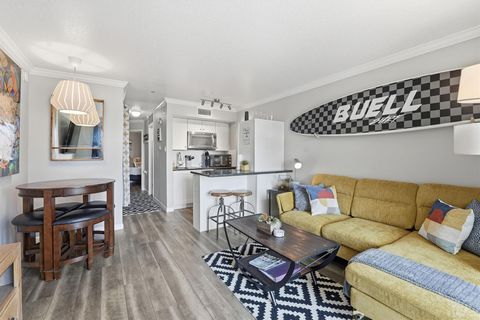 Condo For Sale - 6300 Seawall Boulevard #3118<br/> Galveston, TX 77551